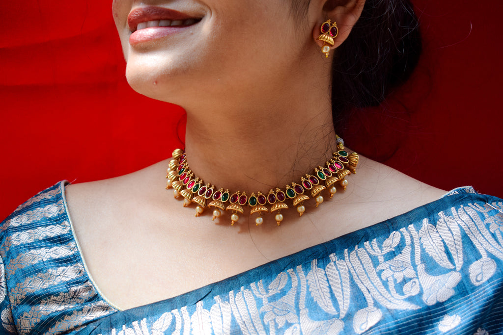 Utsav Kemp Choker