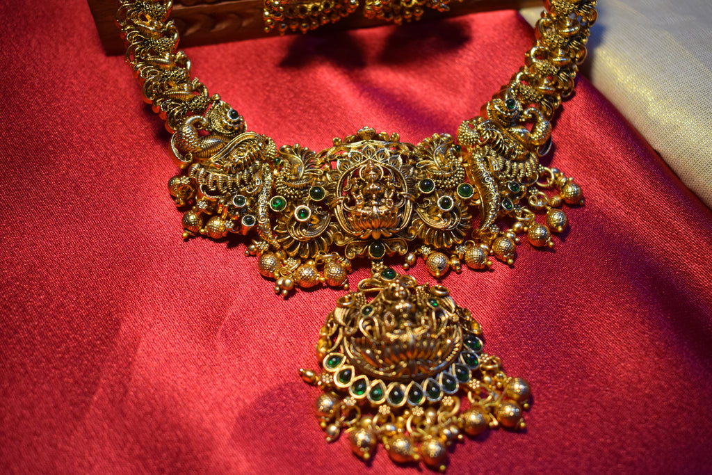 Swarna Mayuri Temple Set