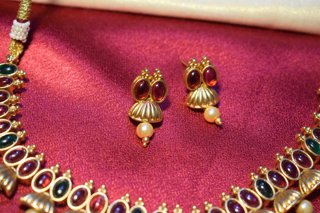Utsav Kemp Choker