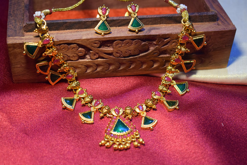 Grand Palaka Necklace