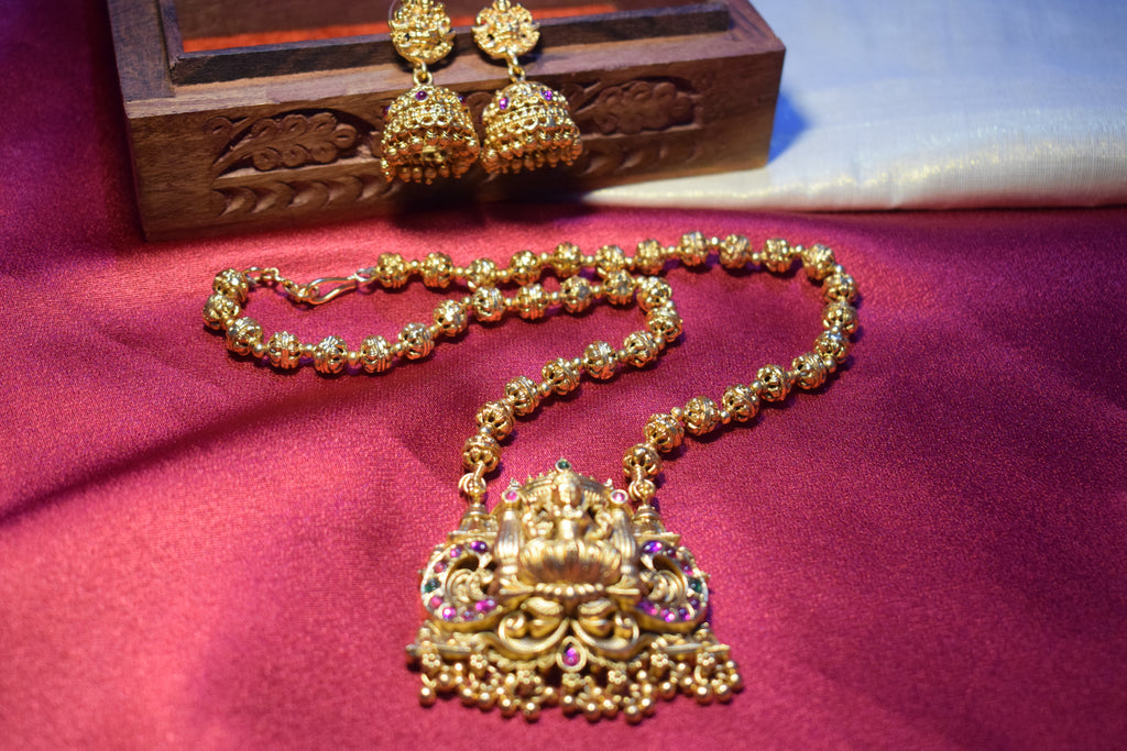 Aishwarya Lotus Haram