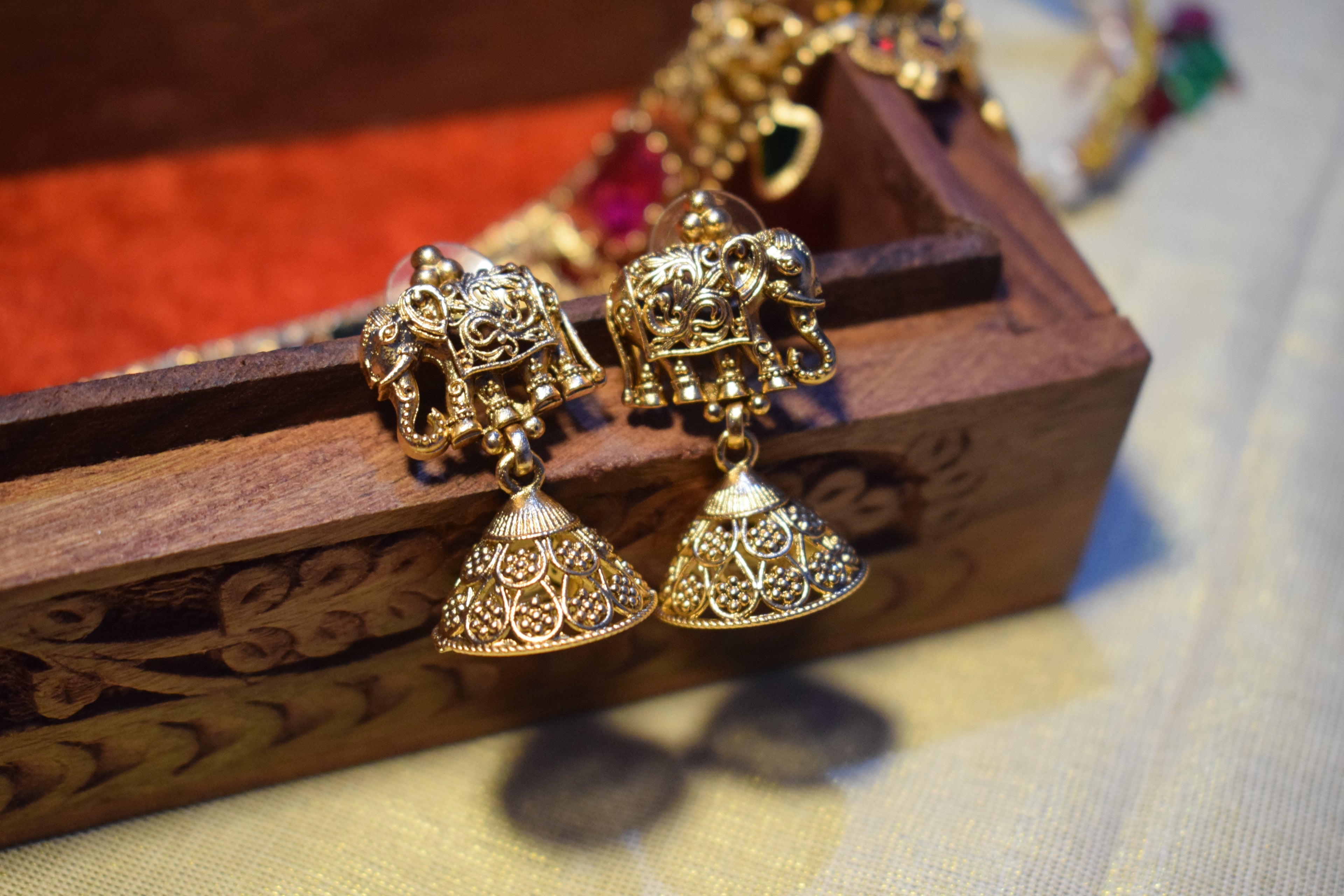 Airavata Elephant Multicolour Choker