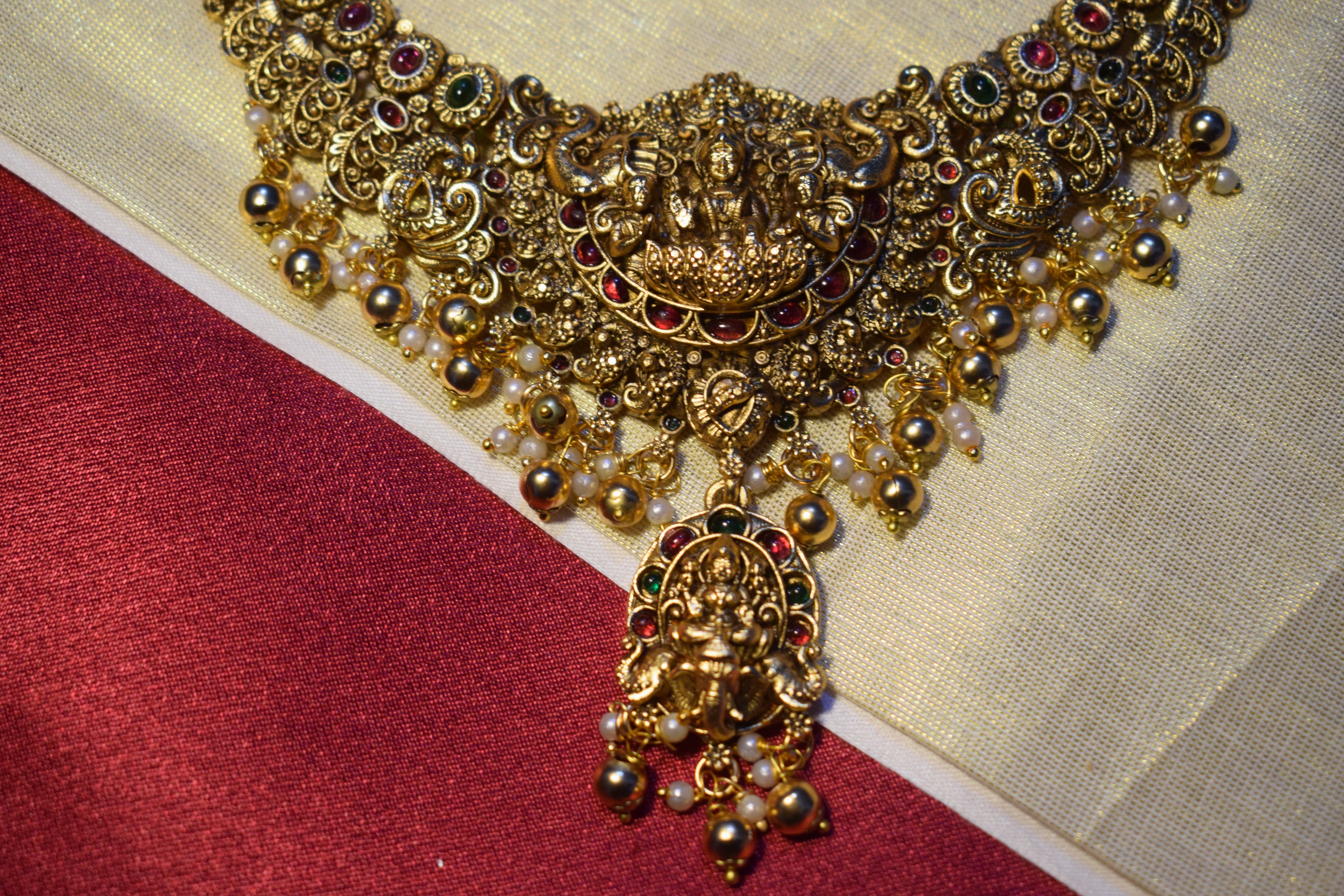 Twin-Deity Festive Set